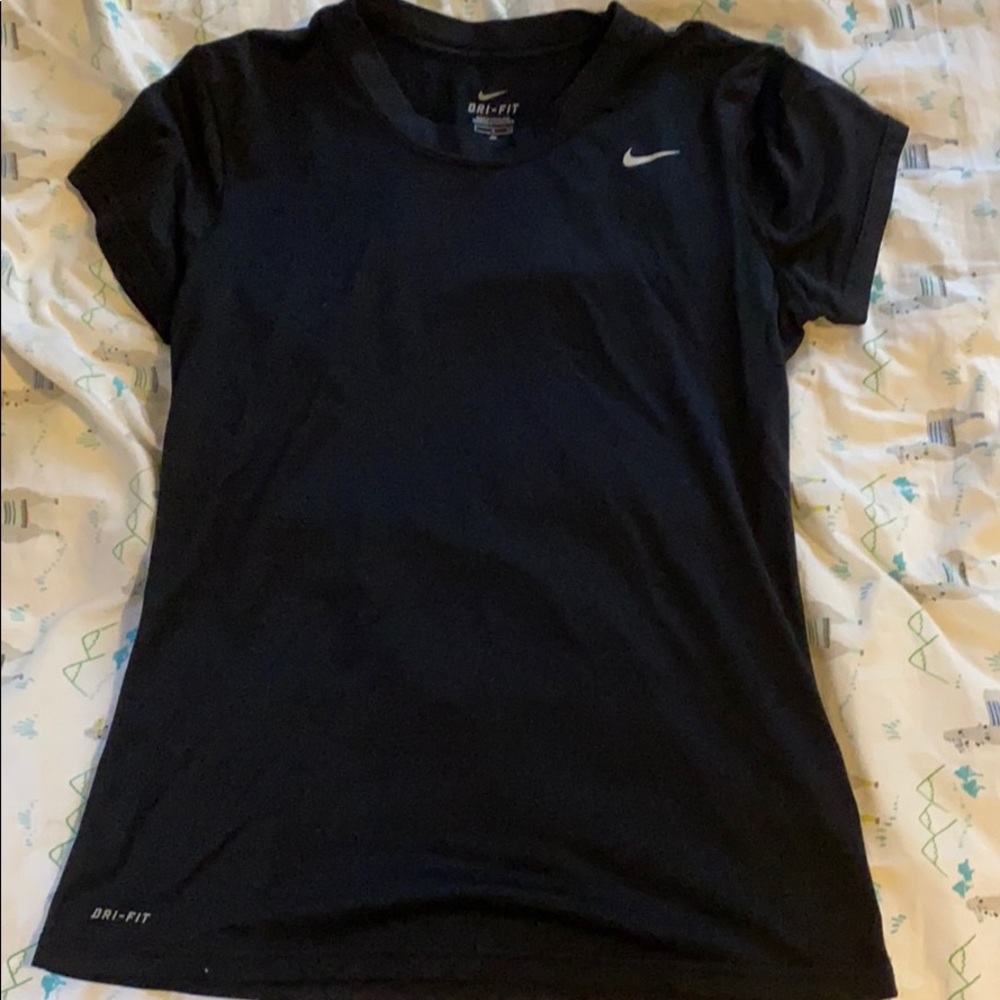 Black Nike Dri-Fit T-shirt size small